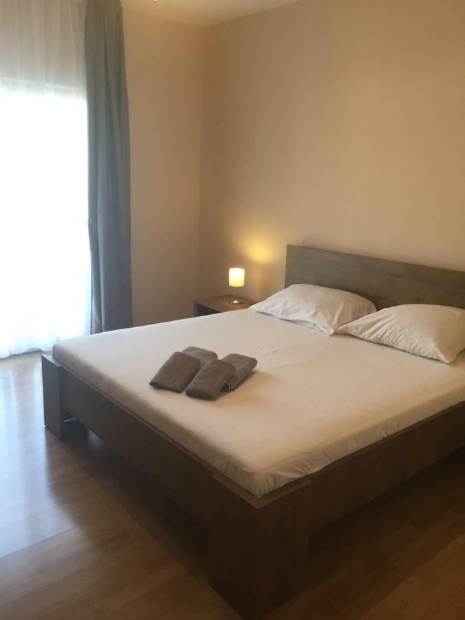 Bed & Breakfast Kurtic Supetar Exteriör bild
